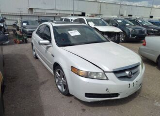  2004 ACURA  - Image 0.