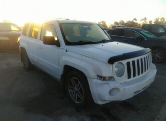  2010 JEEP  - Image 0.