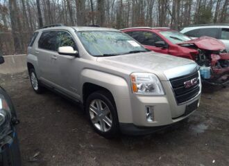  2011 GMC  - Image 0.