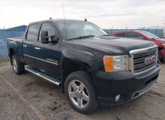  2013 GMC  - Image 0.