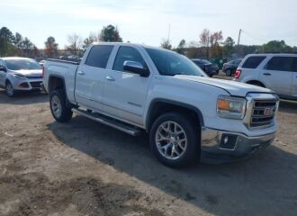  2015 GMC  - Image 0.