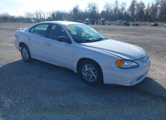  2005 PONTIAC  - Image 0.