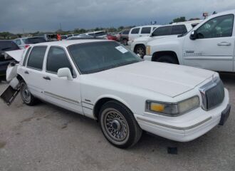  1997 LINCOLN  - Image 0.