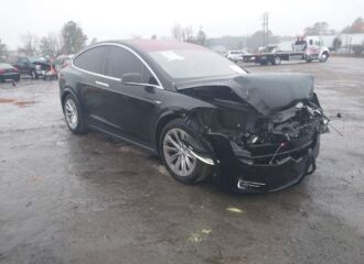 Wrecked & Salvage Tesla for Sale in El paso, Texas TX: Damaged Cars Auction