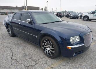  2005 CHRYSLER  - Image 0.