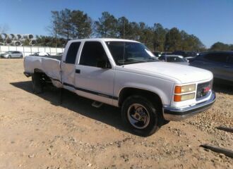  1996 GMC  - Image 0.