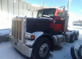  2005 PETERBILT  - Image 0.