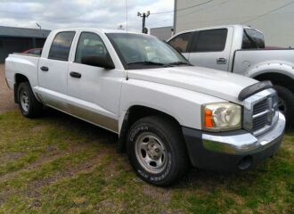  2005 DODGE  - Image 0.