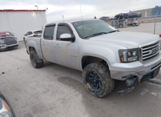  2010 GMC  - Image 0.