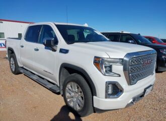  2021 GMC  - Image 0.