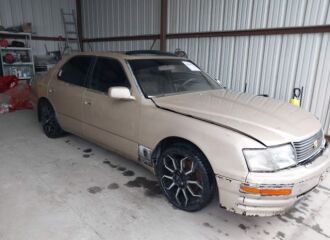  1995 LEXUS  - Image 0.