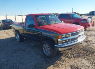  1993 GMC  - Image 0.