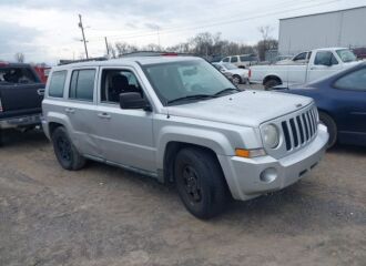  2010 JEEP  - Image 0.