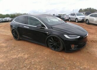  2017 TESLA  - Image 0.