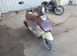  2012 GENUINE SCOOTERS  - Image 0.