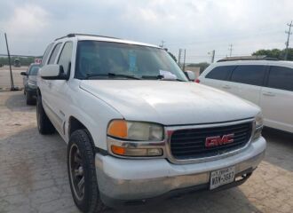  2002 GMC  - Image 0.