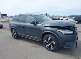  2021 VOLVO  - Image 0.