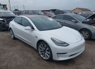  2018 TESLA  - Image 0.