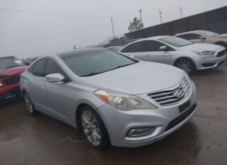  2012 HYUNDAI  - Image 0.