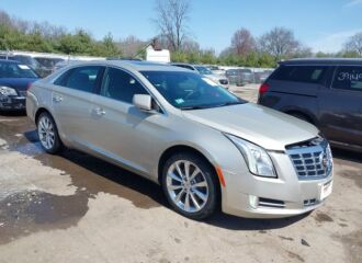  2013 CADILLAC  - Image 0.