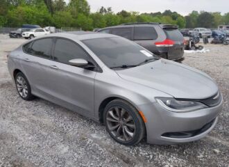  2015 CHRYSLER  - Image 0.