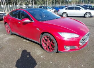  2015 TESLA  - Image 0.