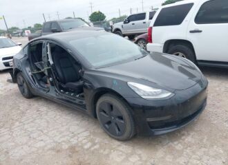  2021 TESLA  - Image 0.