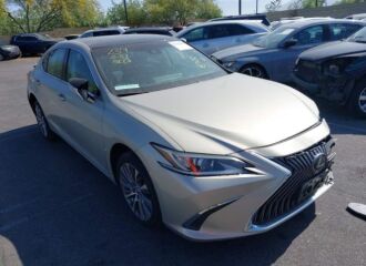  2021 LEXUS  - Image 0.