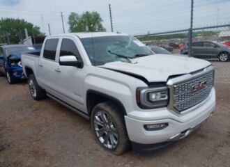  2018 GMC  - Image 0.