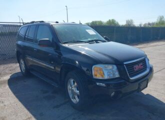  2005 GMC  - Image 0.