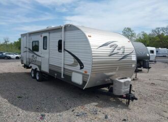  2014 DS CORP DBA CROSSROADS RV  - Image 0.