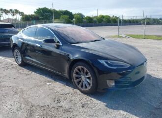  2017 TESLA  - Image 0.