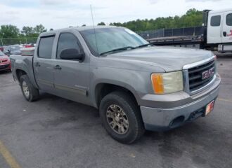  2008 GMC  - Image 0.