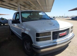  1997 GMC  - Image 0.