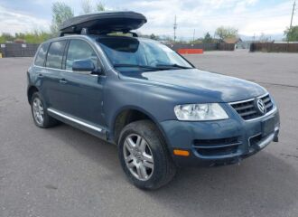  2004 VOLKSWAGEN  - Image 0.