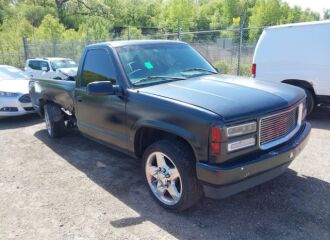  1997 GMC  - Image 0.