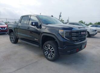  2024 GMC  - Image 0.