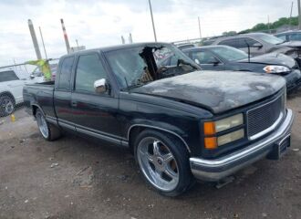  1994 GMC  - Image 0.