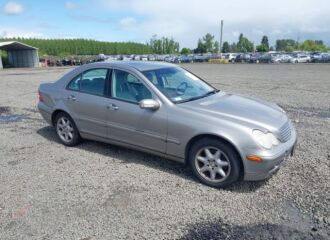  2004 MERCEDES-BENZ  - Image 0.