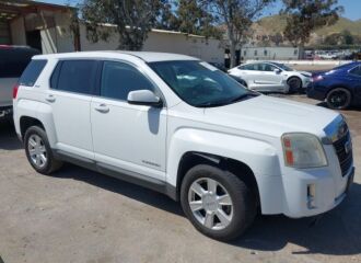  2013 GMC  - Image 0.