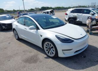  2022 TESLA  - Image 0.