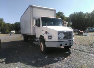  2001 FREIGHTLINER  - Image 0.