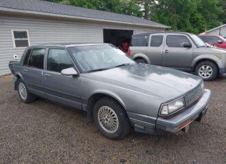  1988 OLDSMOBILE  - Image 0.