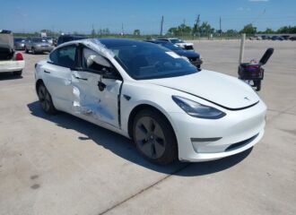  2021 TESLA  - Image 0.