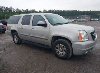  2008 GMC  - Image 0.