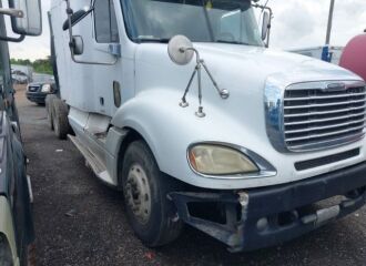  2003 FREIGHTLINER  - Image 0.