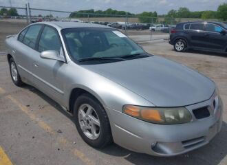  2004 PONTIAC  - Image 0.