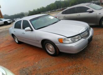  1999 LINCOLN  - Image 0.