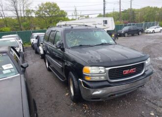  2003 GMC  - Image 0.