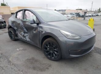  2022 TESLA  - Image 0.